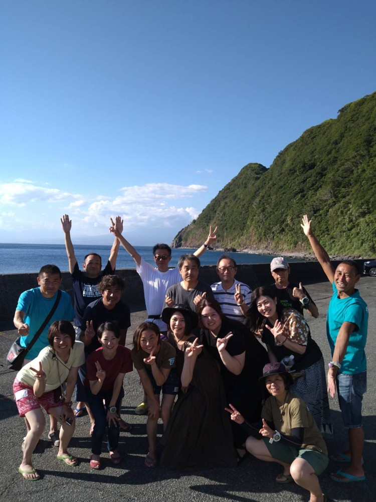 ８/１２　伊豆富戸の海は玩具箱♪南の生物達で溢れています＼(^o^)／オビトウカイスズメダイ幼魚他クマドリカエルアンコウも定位置に！